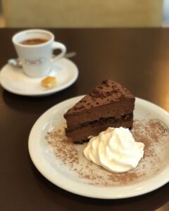 Fran's Café - CLN 209