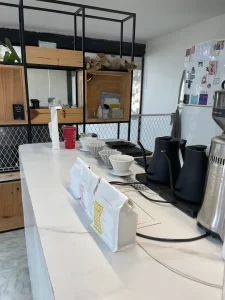 002 Café