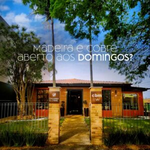 Madeira e Cobre Café & Coworking