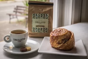 Degusto Café