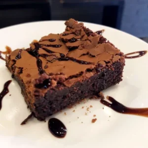 Brownie de chocolate meio amargo com castanhas