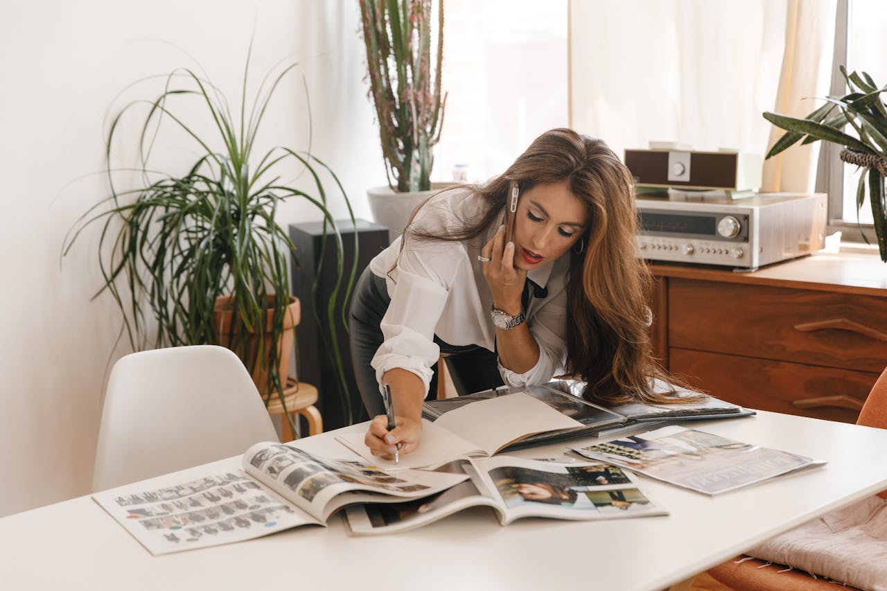 Home Office Minimalista: Como Reduzir o Estresse com Menos Clutter